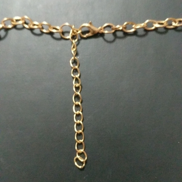 Gold Tone Hammered Hoop Statement Bib Collar Necklace - Picture 3 of 3